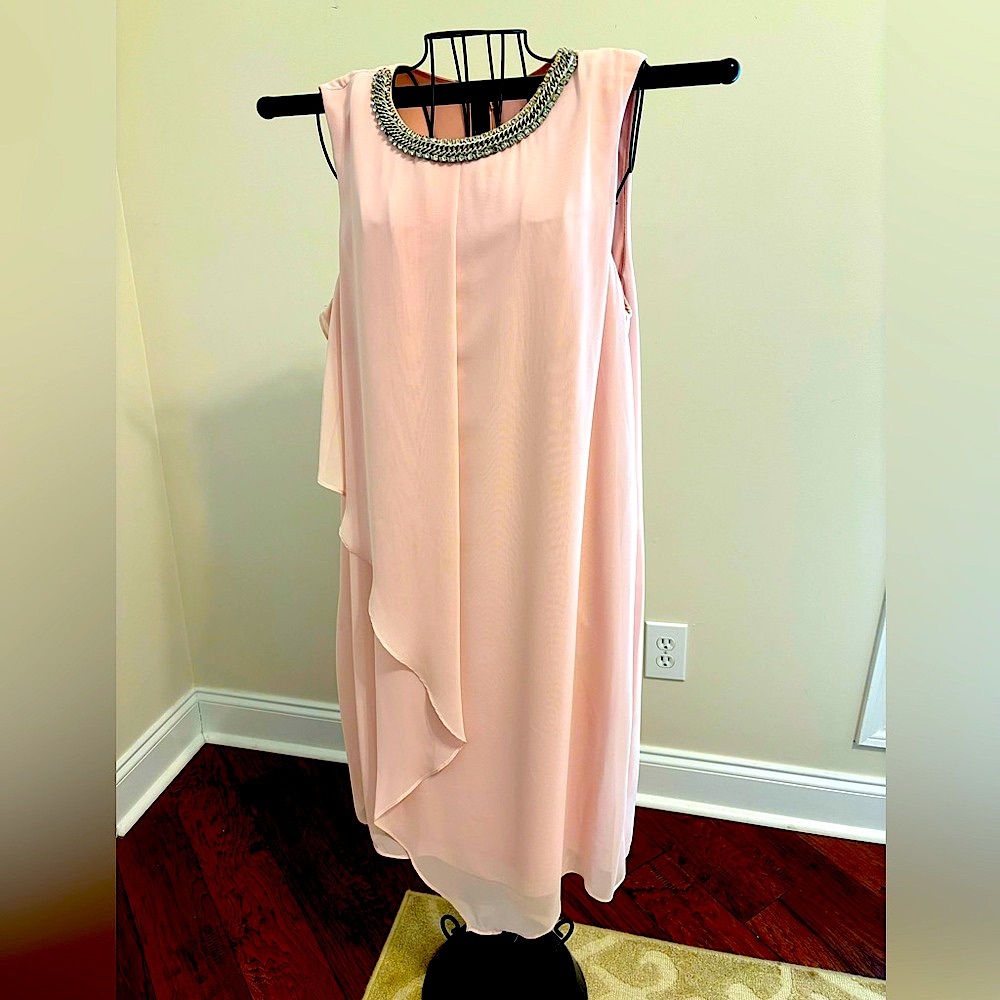 MSK cocktail dress, Back zip, sheer overlay, silver matching scarf. MOB, Party